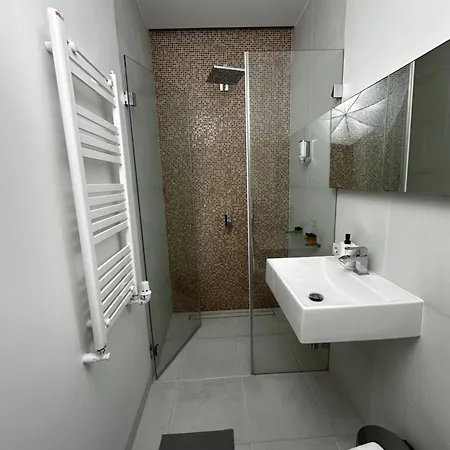 Under Copernicus Old Town Apartment Warsaw